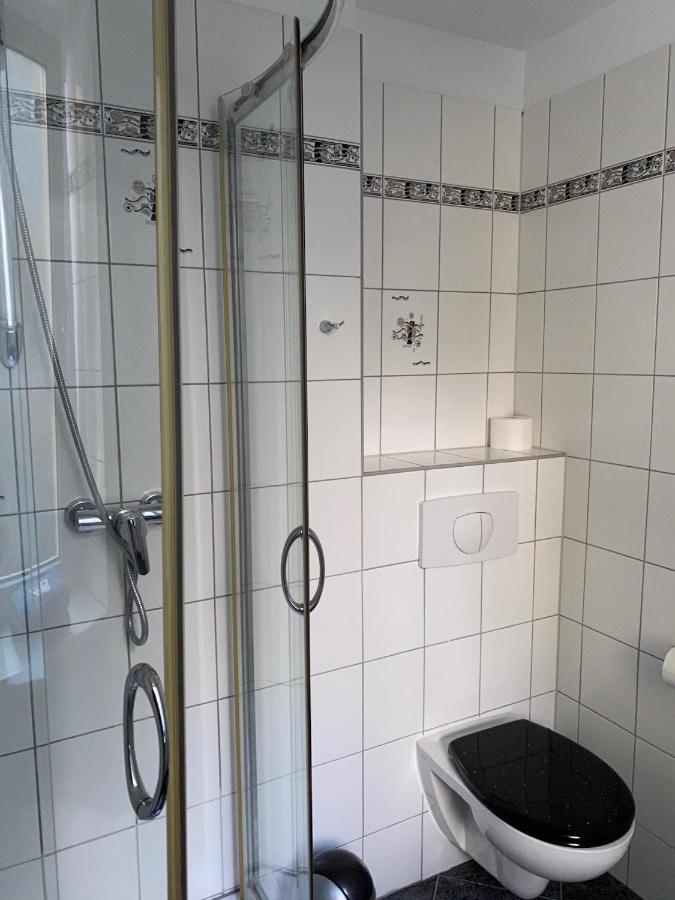 Gunia 2* Berlijn