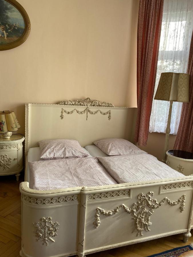 Gunia 2* Berlim